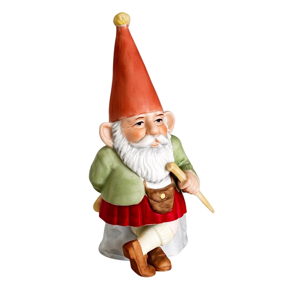 Vintage Gnomes of the World Scottish Gnome Figurine Kilt Scotland Unieboek 5.5"